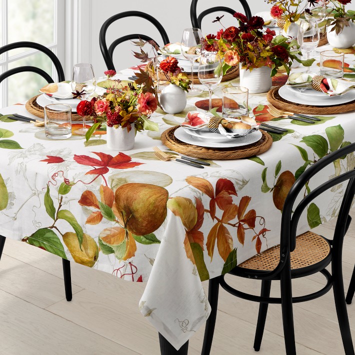 Provençal Tablecloth, 70" X 108", Apple