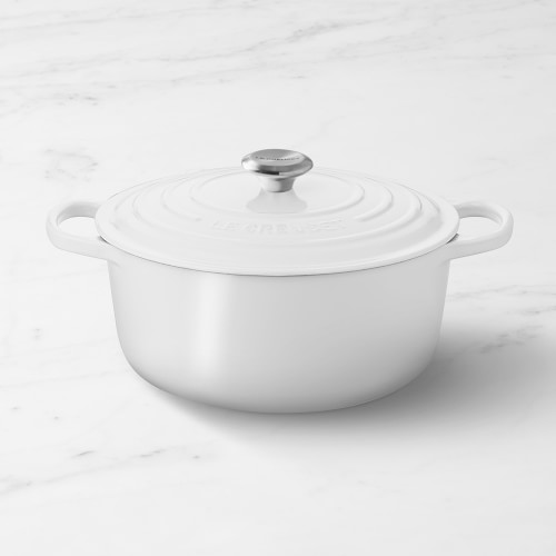 Le Creuset Signature Enameled Cast Iron Round Dutch Oven, 5 1/2-Qt., White