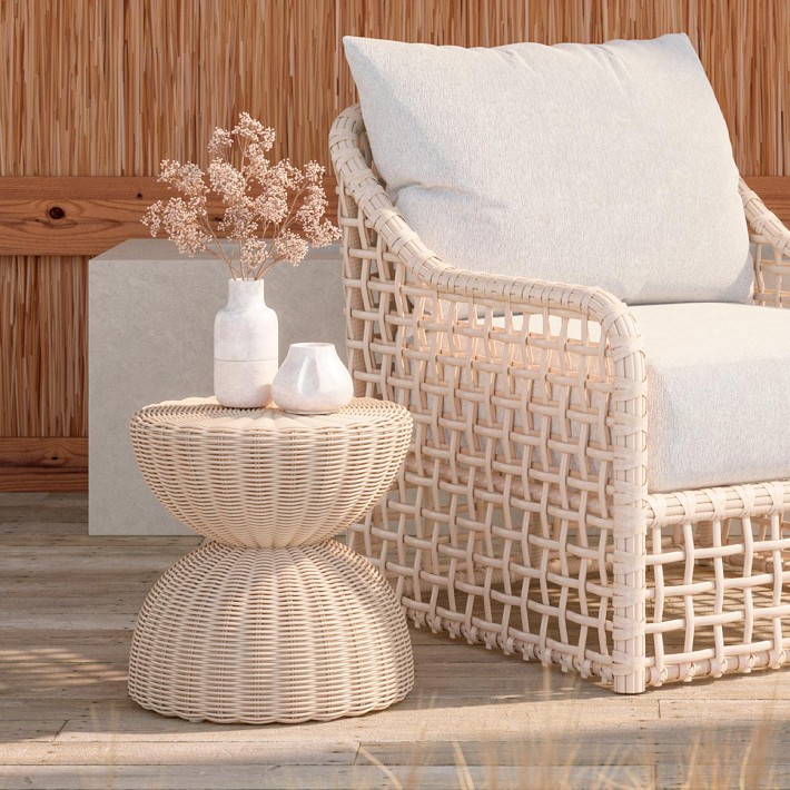 Claire Outdoor Wicker Hourglass Side Table (16.5&quot;)