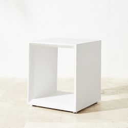 Pierre Indoor/Outdoor Square Concrete Side Table (20&quot;)