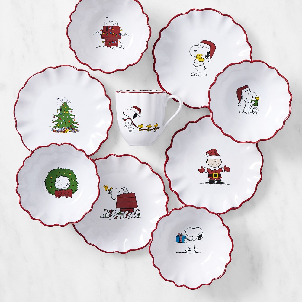 PEANUTS™ x Williams Sonoma Holiday 12-Piece Breakfast Place Setting