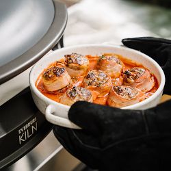 Everdure KILN 1-Burner Gas Pizza Oven