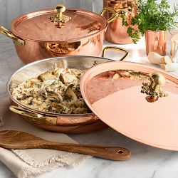 Ruffoni Historia Hammered Copper Round Wide Braiser with Mushroom Knob, 5 3/4-Qt.