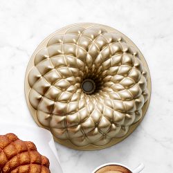 Nordic Ware Nonstick Cast Aluminum Kaleidoscope Bundt&#174; Pan