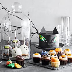Halloween Mummies &amp; Ghosts Caramel Apples
