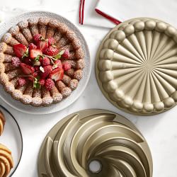 Nordic Ware Nonstick Cast Aluminum Charlotte Cake Pan