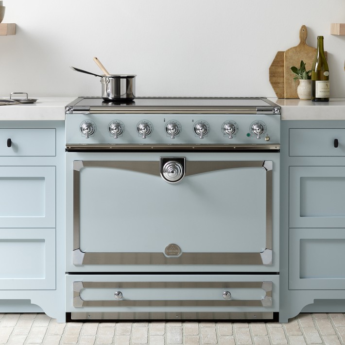 La Cornue CornuF&#233; 90 Albertine Induction Range &amp; Hood