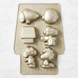 PEANUTS&#8482; x Williams Sonoma Nonstick Cakelet Pan, 14&quot; x 10&quot;