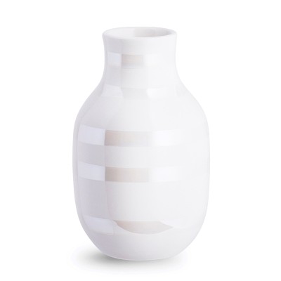 Omaggio Vase, Mother Of Pearl, 4.9 " x 3.1"