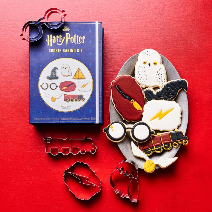 HARRY POTTER™ Cookie Cutter Set | Williams Sonoma