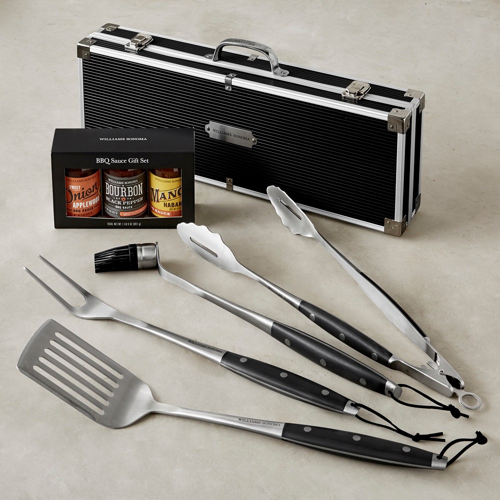 BBQ Set in Black Box with BBQ Sauce