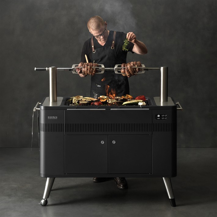 Everdure HUB&#8482; II Ultimate Charcoal Grill