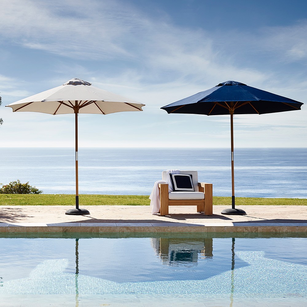 10' Round Outdoor Larnaca Teak Umbrella, Navy Canopy