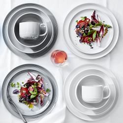 Le Creuset San Francisco Coupe 16-Piece Dinnerware Set