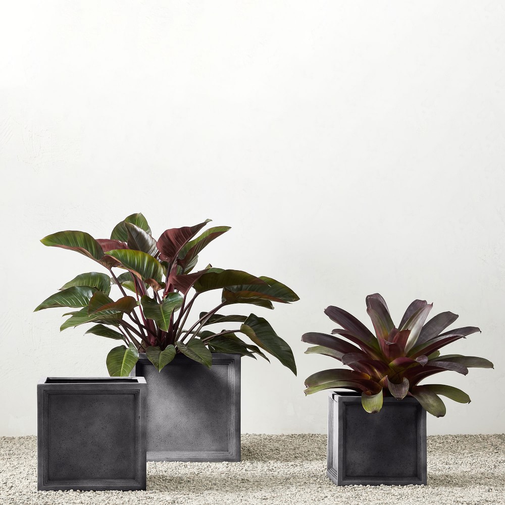 Sandhurst Planter