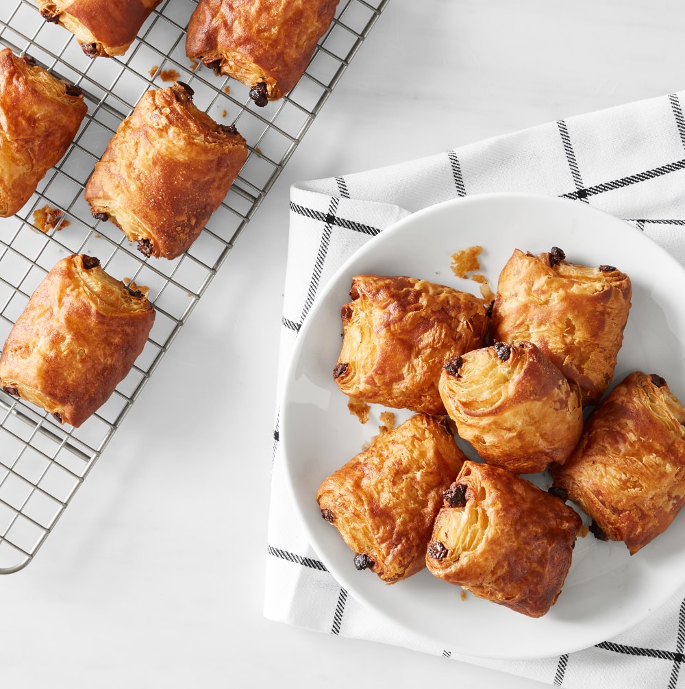 Galaxy Desserts® Ready-to-Bake Mini Chocolate Croissants, Set of 20