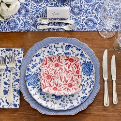 Marlo Thomas x Williams Sonoma Red Floral Appetizer Plates, Set of 4