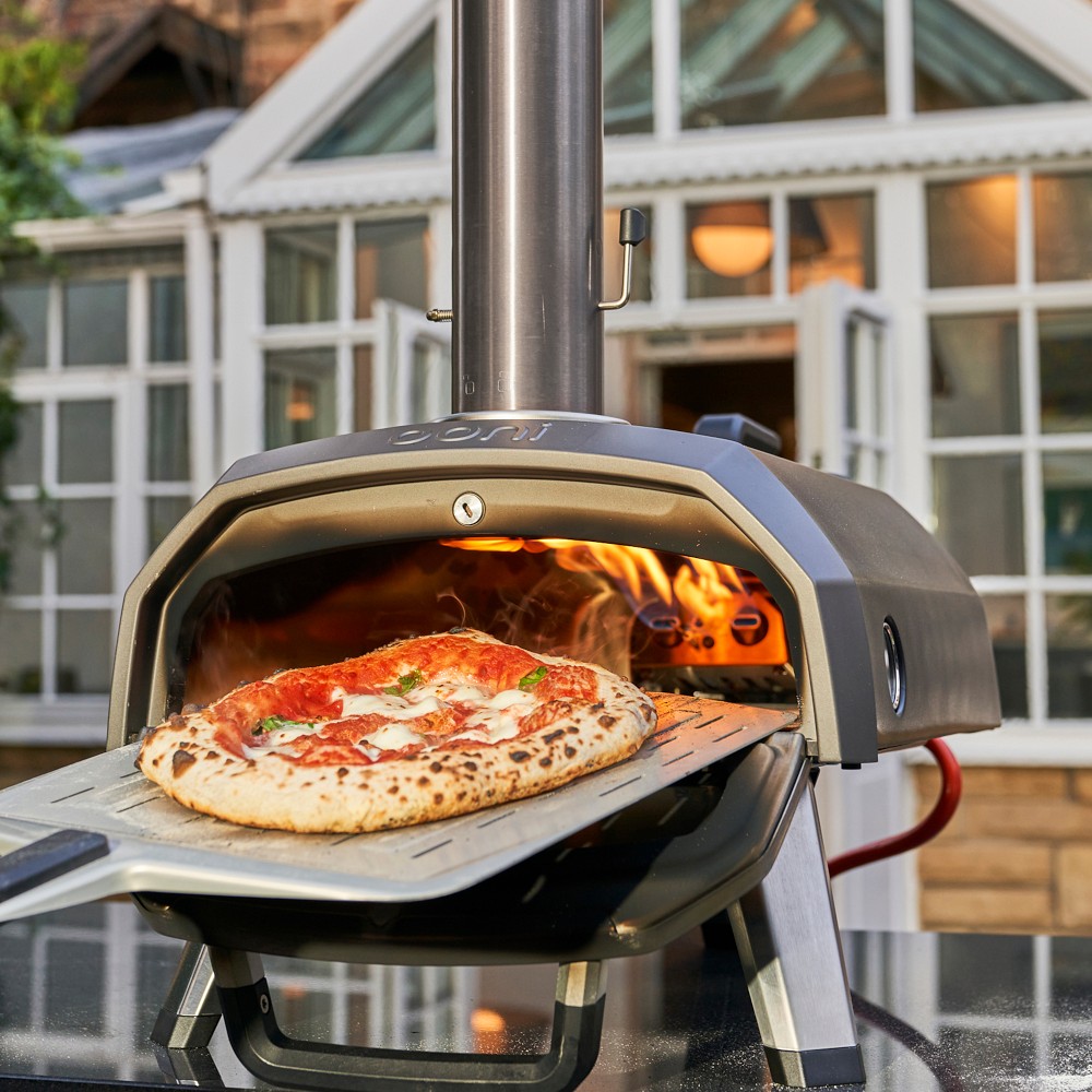 Ooni Karu 2 Pizza Oven, Foundry Black
