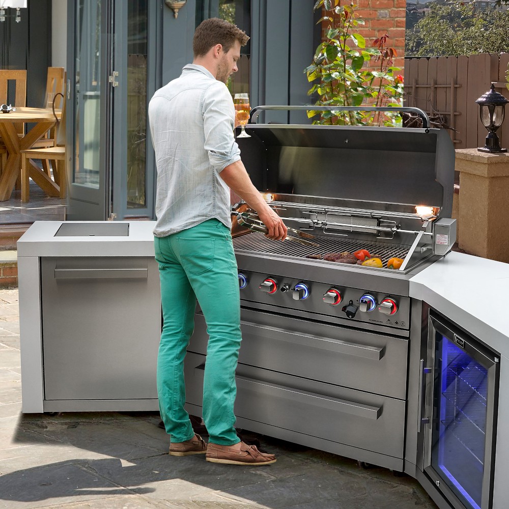Mont Alpi 805 Deluxe Gas Grill Island with Fridge & Corner Cart