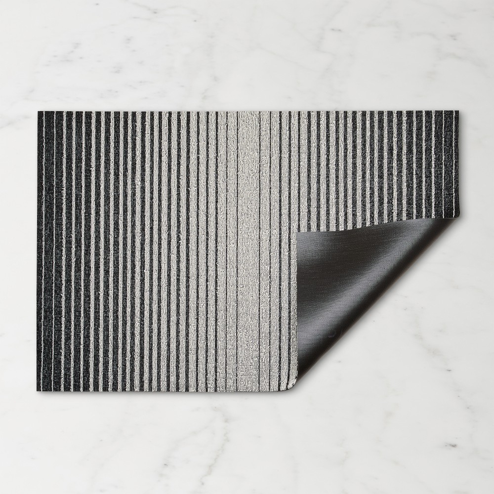 Chilewich Domino Stripe Tufted Rug Utility Mat White/Black