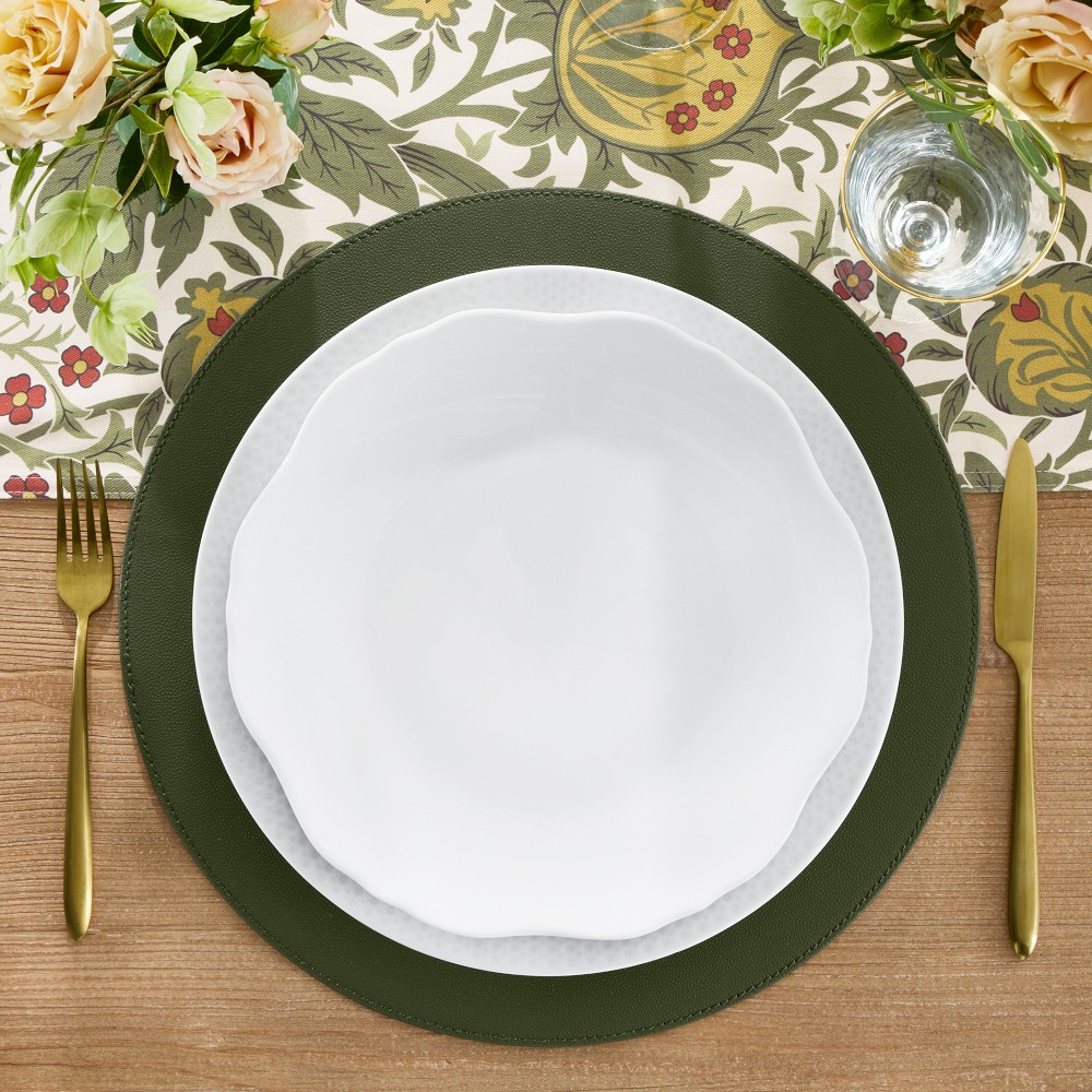 Pillivuyt Chantal Porcelain Dinner Plates