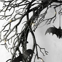 Pre-Lit Faux Branch &amp; Bat Faux Wreath