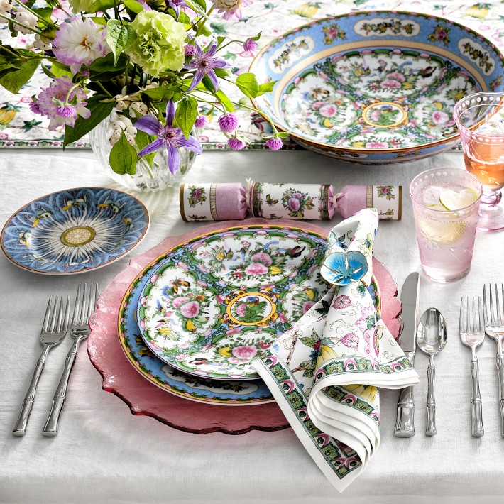 Williams-Sonoma - ウィリアムズ・ソノマ  ファミーユ・ローズ サラダプレート　セット Famille Rose Mixed Salad Plates | Williams Sonoma