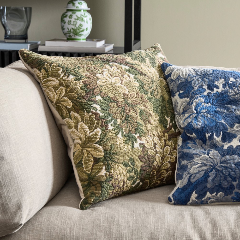 Scalamandr&#233; Ridge Edge Pillow Cover