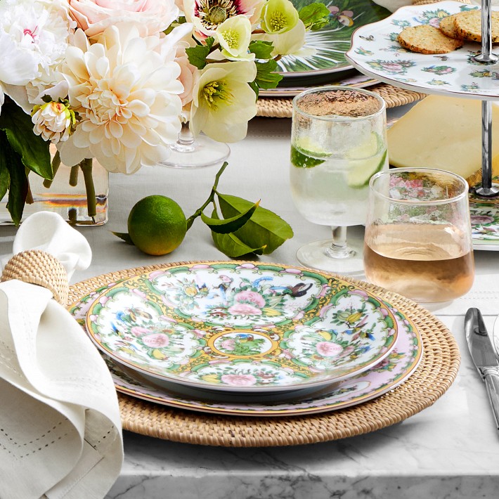 Williams-Sonoma - ウィリアムズ・ソノマ  ファミーユ・ローズ サラダプレート　セット Famille Rose Mixed Salad Plates | Williams Sonoma