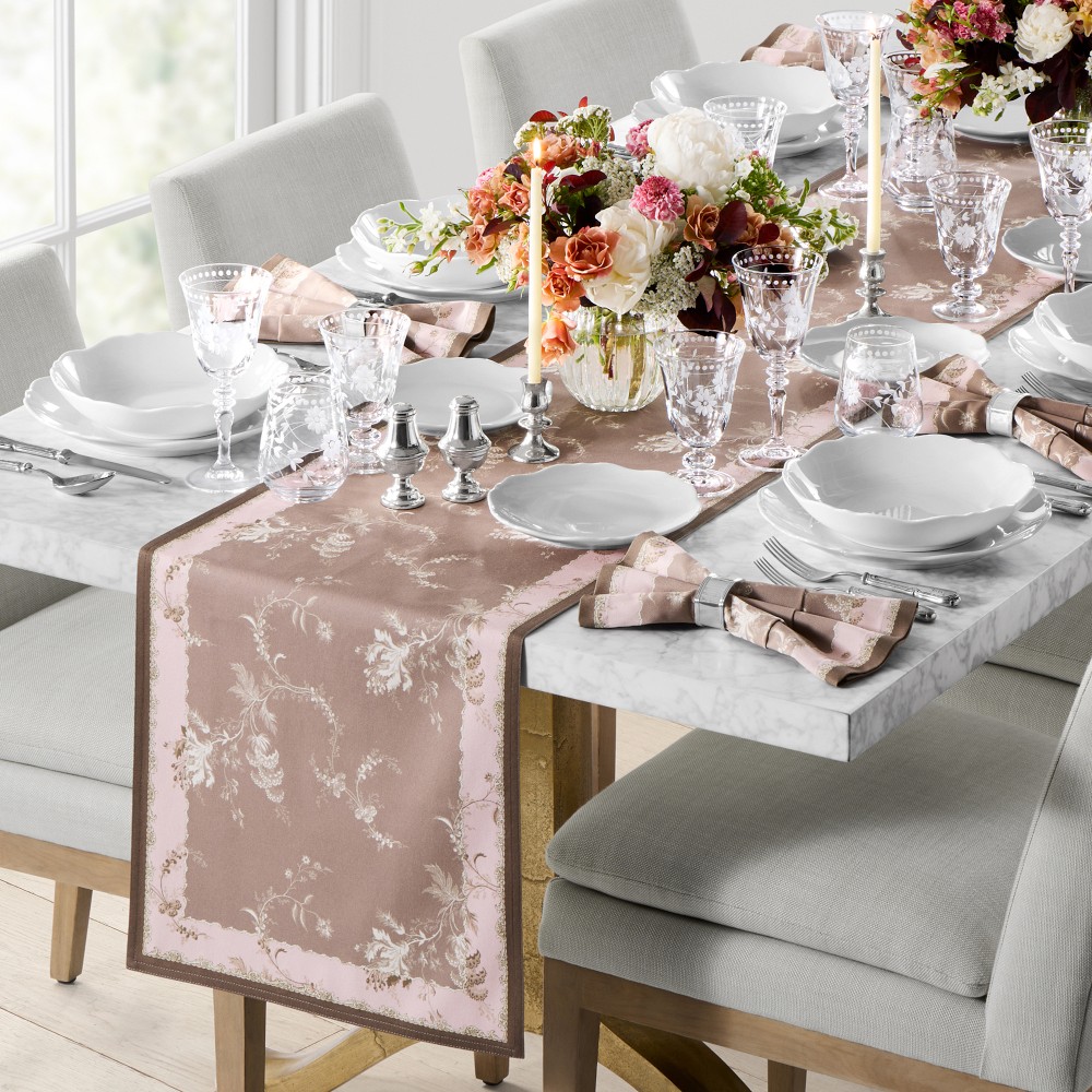 Delicate Floral Runner, Pink
