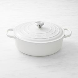 Le Creuset Signature Enameled Cast Iron Round Wide Dutch Oven, 6 3/4-Qt., White