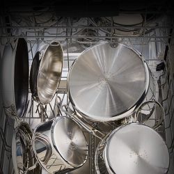 Hestan ProBond Luxe Professional Clad Stainless-Steel Stockpot, 8-Qt.