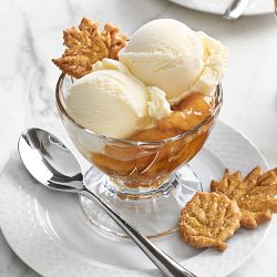 Williams Sonoma Mini Fall Pie Punches, Set of 4