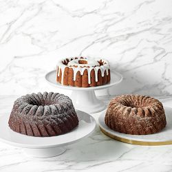Bake from Scratch® x Williams Sonoma Apple Cinnamon Doughnut Cake Mix