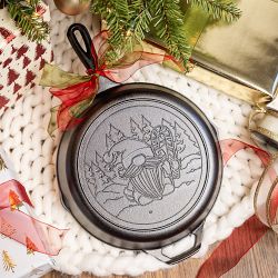 Lodge Seasoned Cast Iron Gnome Skillet, 10 1/4&quot;