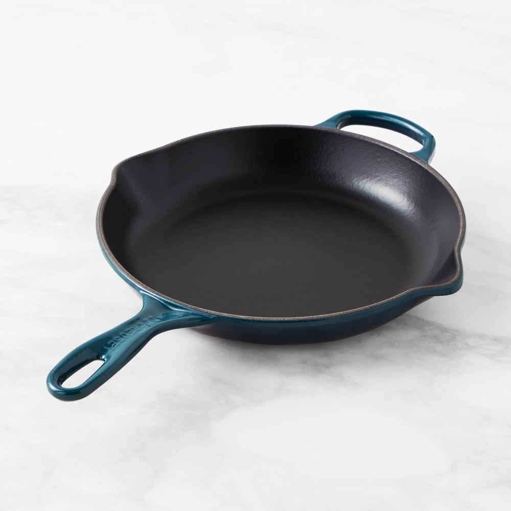 Le Creuset Signature Enameled Cast Iron Skillet Fry Pans