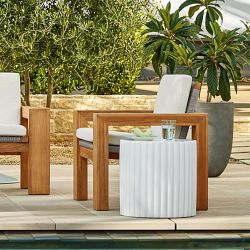 Tropea Fluted Accent Table (18&quot;)