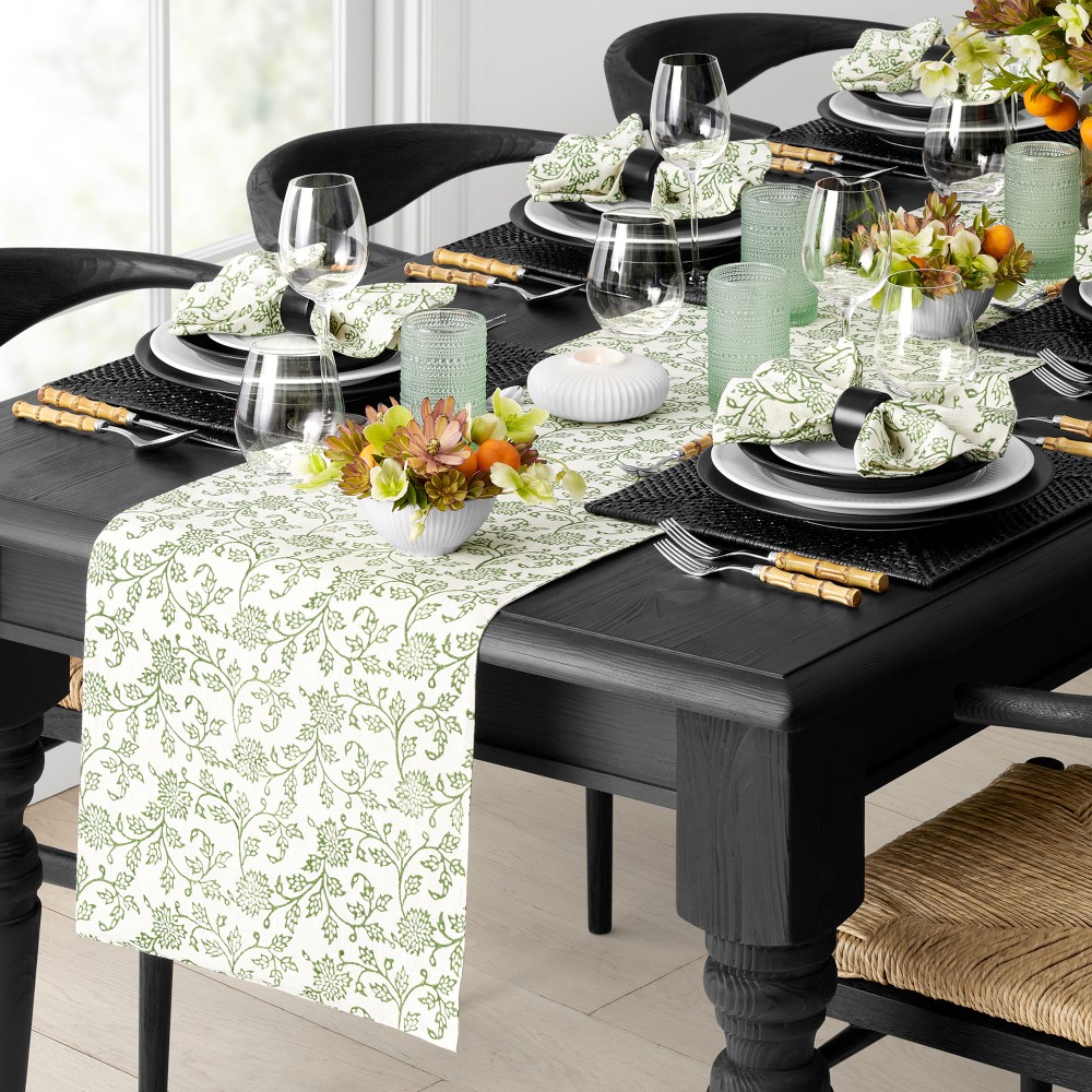 Dahlia Table Runners - Green
