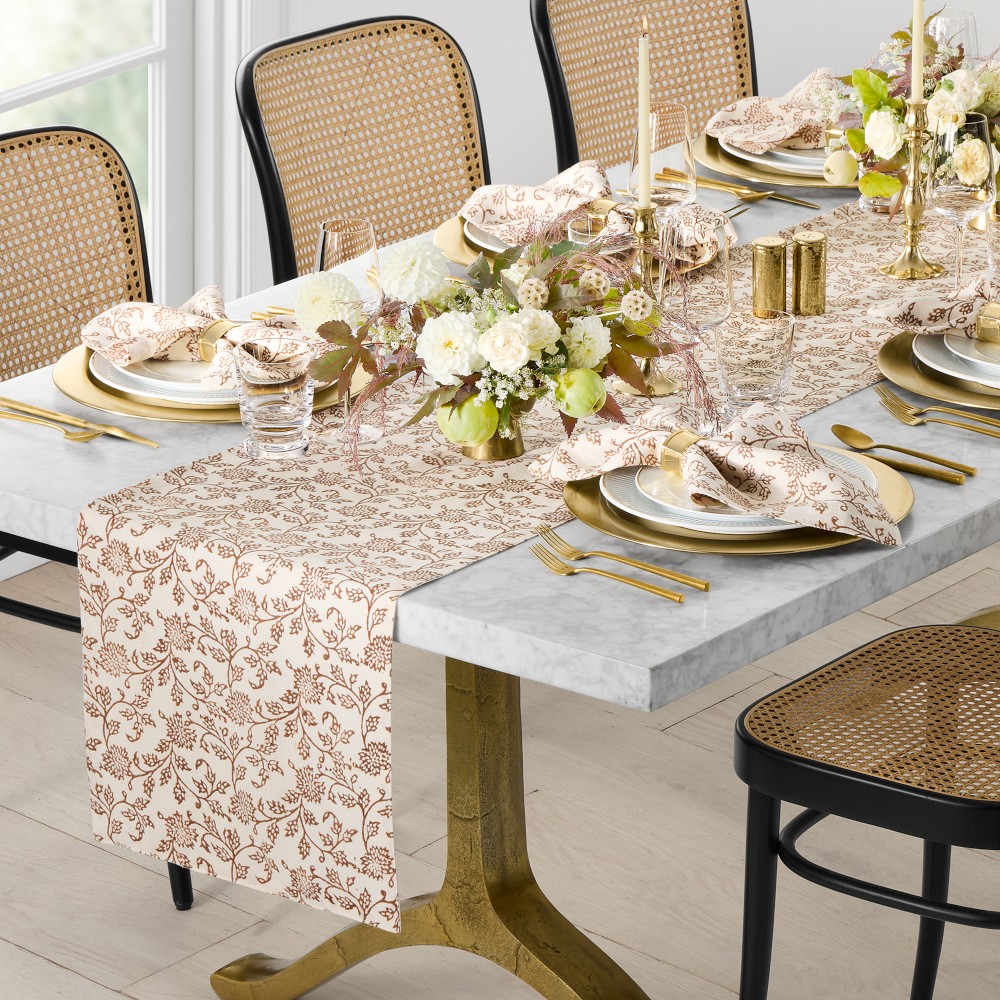 Dahlia Table Runner