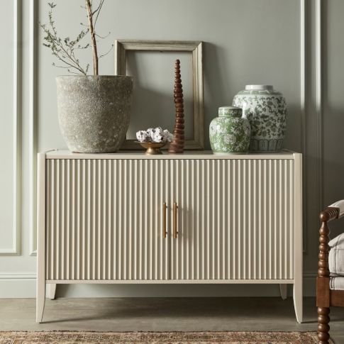 Console Tables &amp; Media
