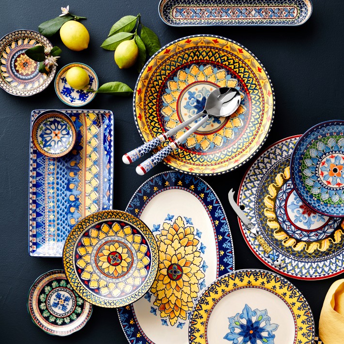 イタリア製の陶器WILLIAMS SONOMAパトリッツィエンボス皿 4枚セット Sicily Pasta Bowls & Salad Bowl Set | Williams Sonoma