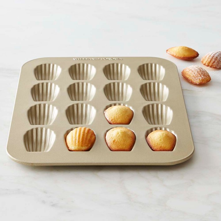 Williams Sonoma Goldtouch® Pro Nonstick Madeleine Pan | Williams