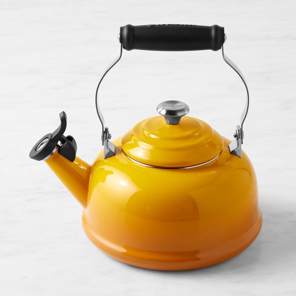 Le Creuset Classic Whistling Tea Kettle - Nectar