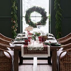 Woodland Berry Table Runner