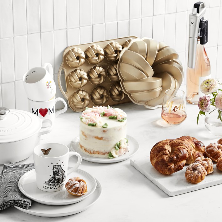 Nordic Ware Nonstick Cast Aluminum 75th Anniversary Bundt® Cake