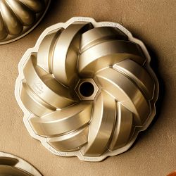Nordic Ware Nonstick Cast Aluminum 75th Anniversary Bundt&#174; Cake Pan