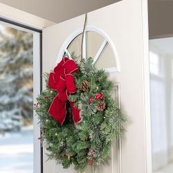 Raised Wreath Hanger