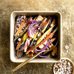 Williams Sonoma Goldtouch&#174; Pro Nonstick Square Cake Pan