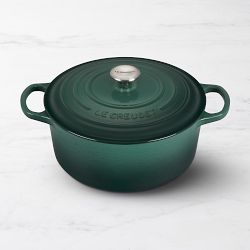 Le Creuset Signature Enameled Cast Iron Round Dutch Oven, 4 1/2-Qt., Artichaut