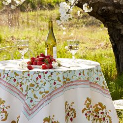 Couleur Nature Fraises des Bois Tablecloth